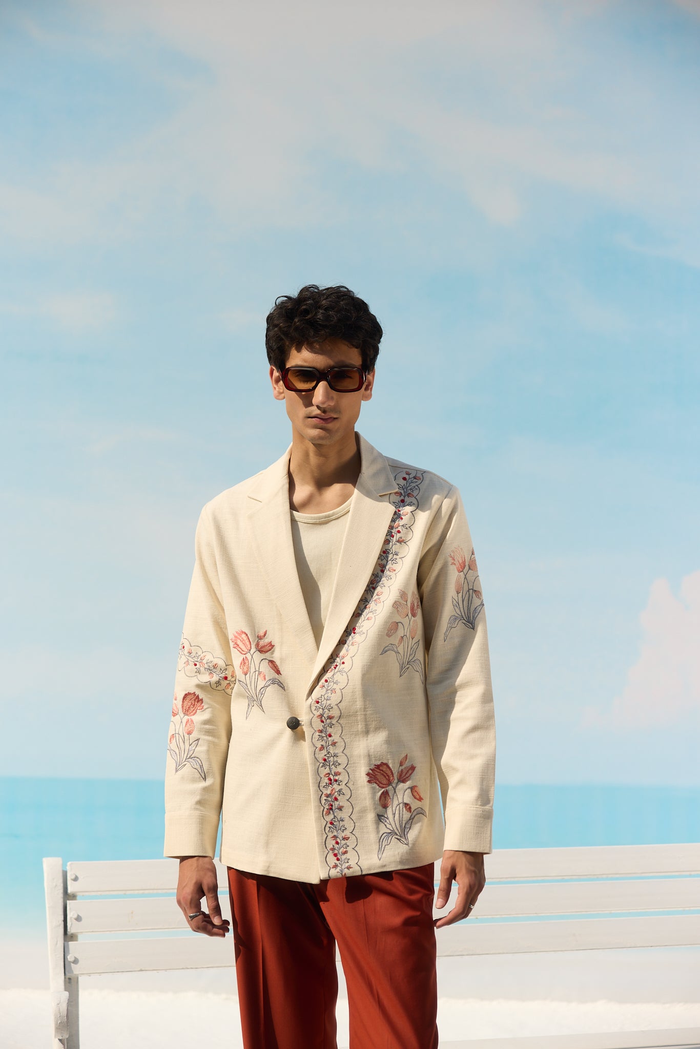 Vintage floral hand embroidered resort blazer