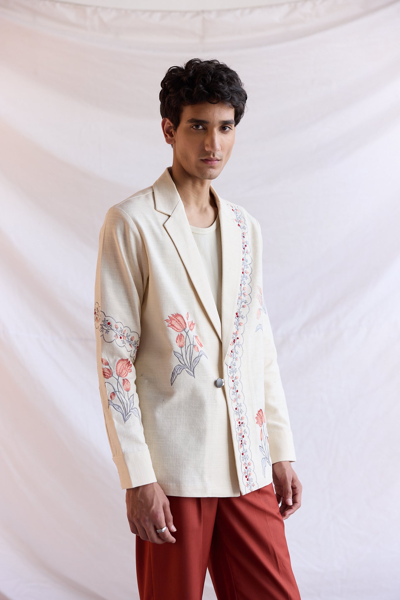 Vintage floral hand embroidered resort blazer