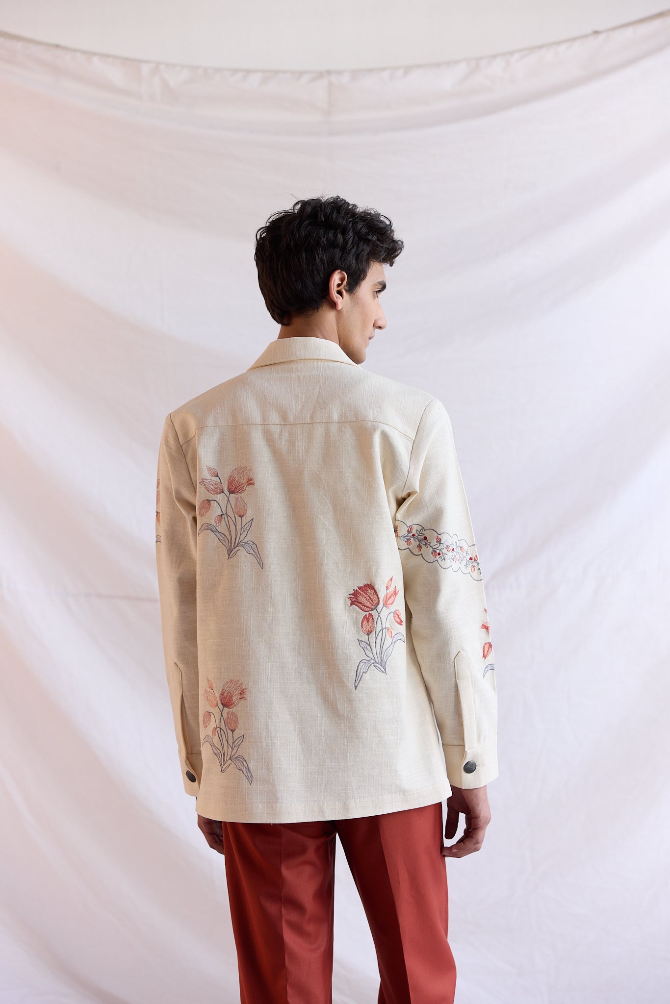 Vintage floral hand embroidered resort blazer