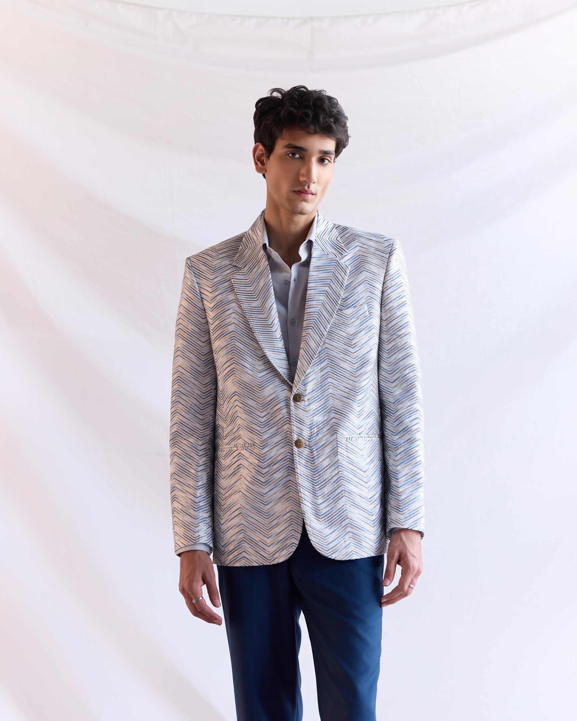 "Le Sirocco" embroidered blazer