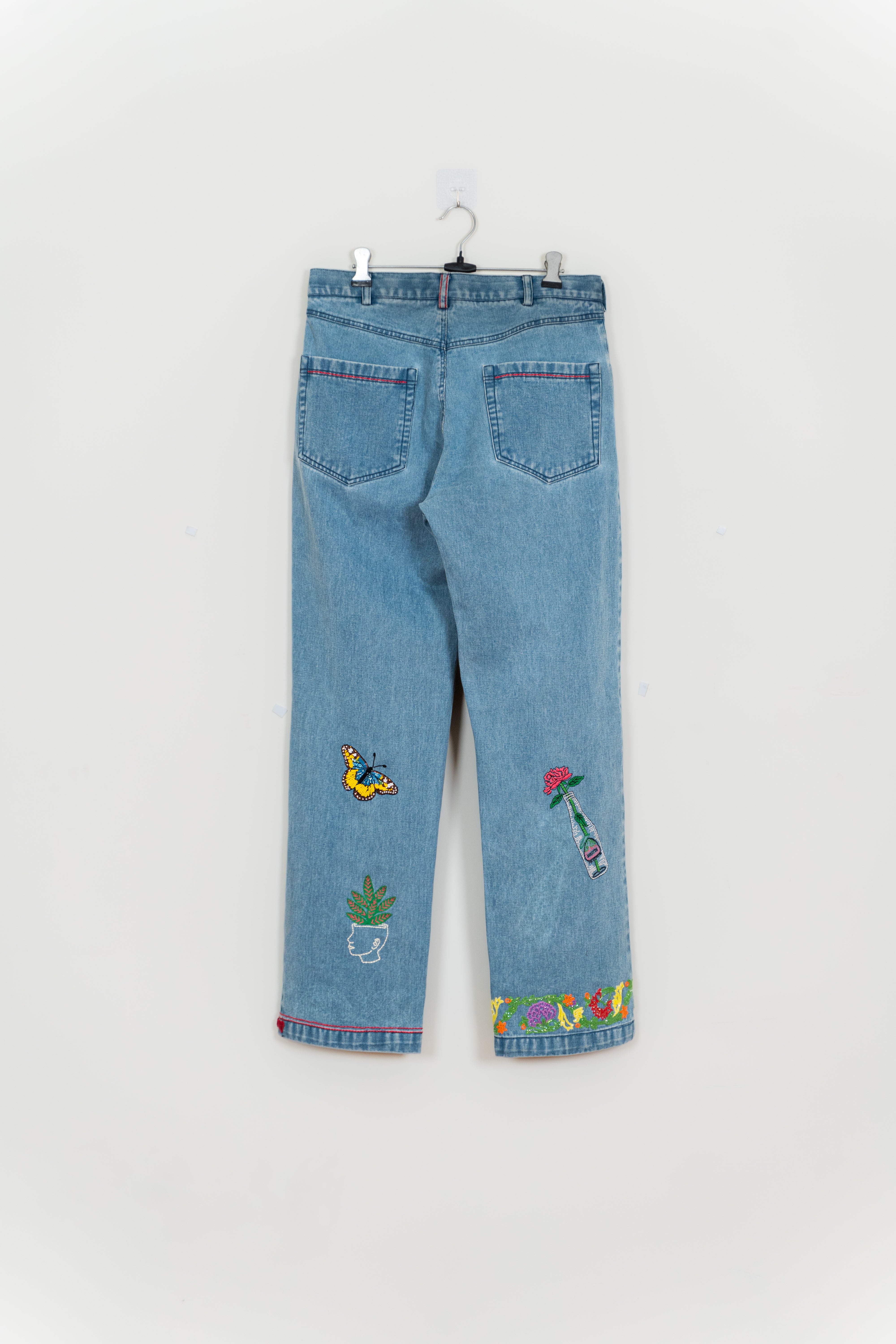 "Le scrapbook" hand embroidered straight fit jeans