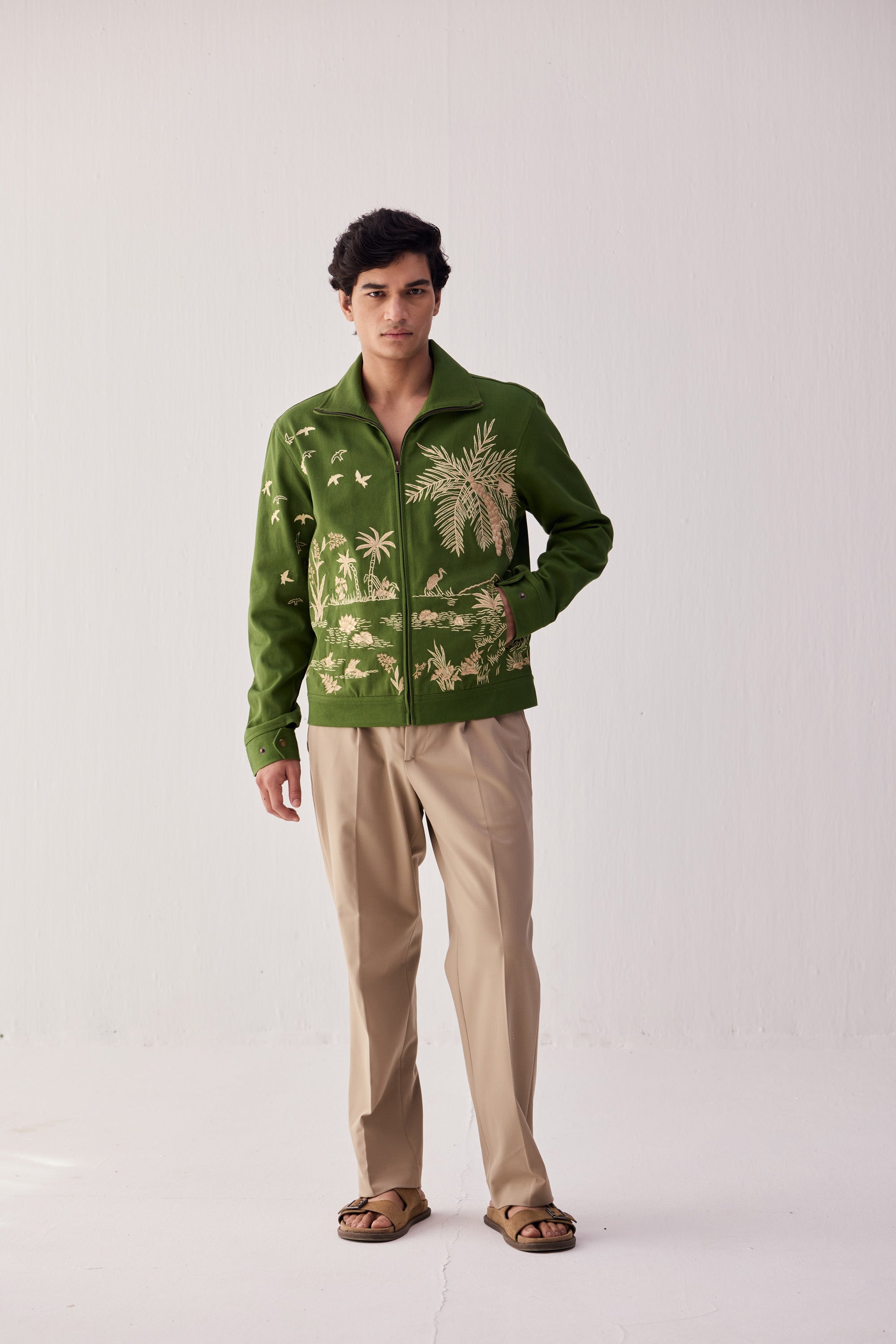 "Le traveller" embroidered jacket