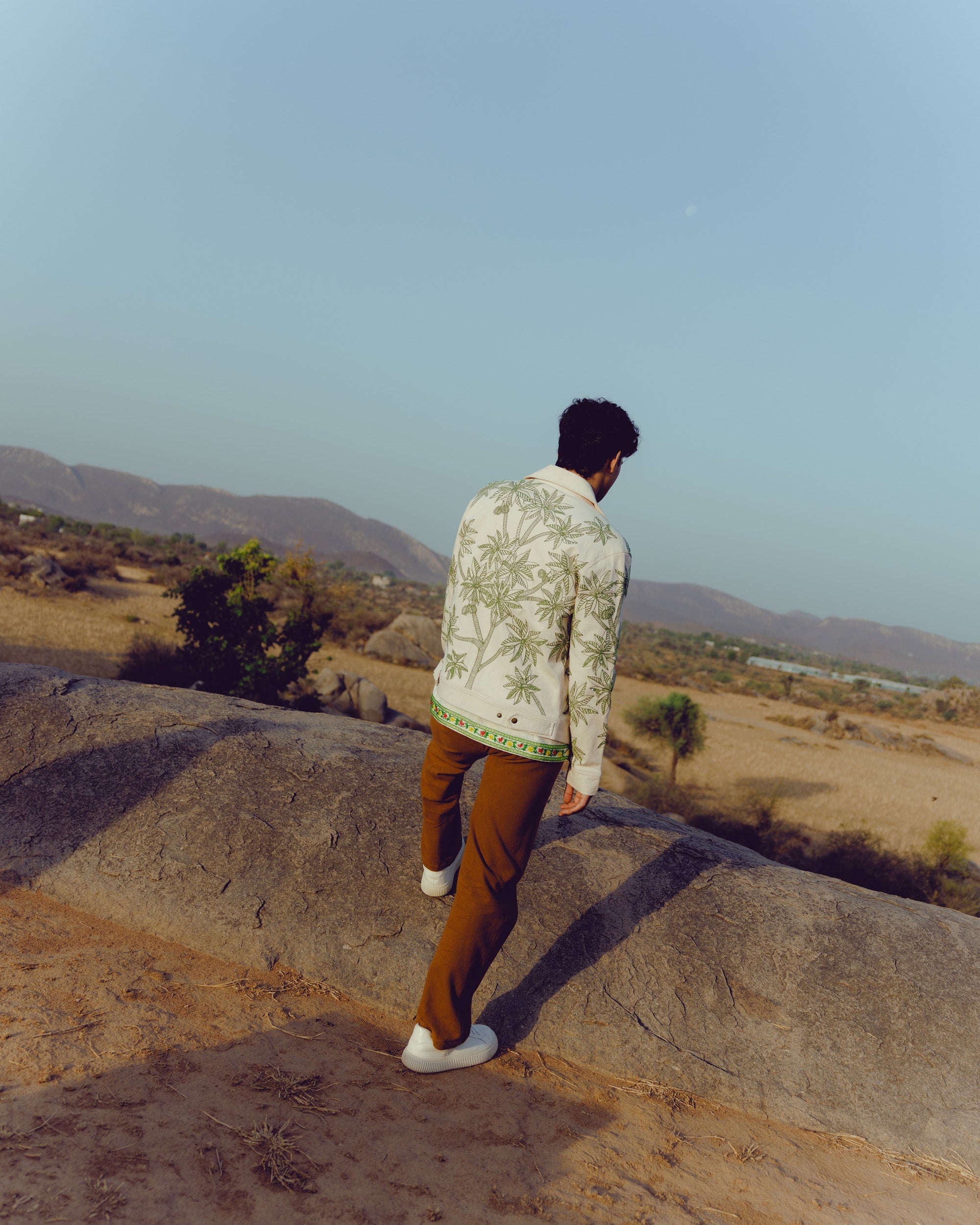 "Le leopard" hand embroidered zip up jacket