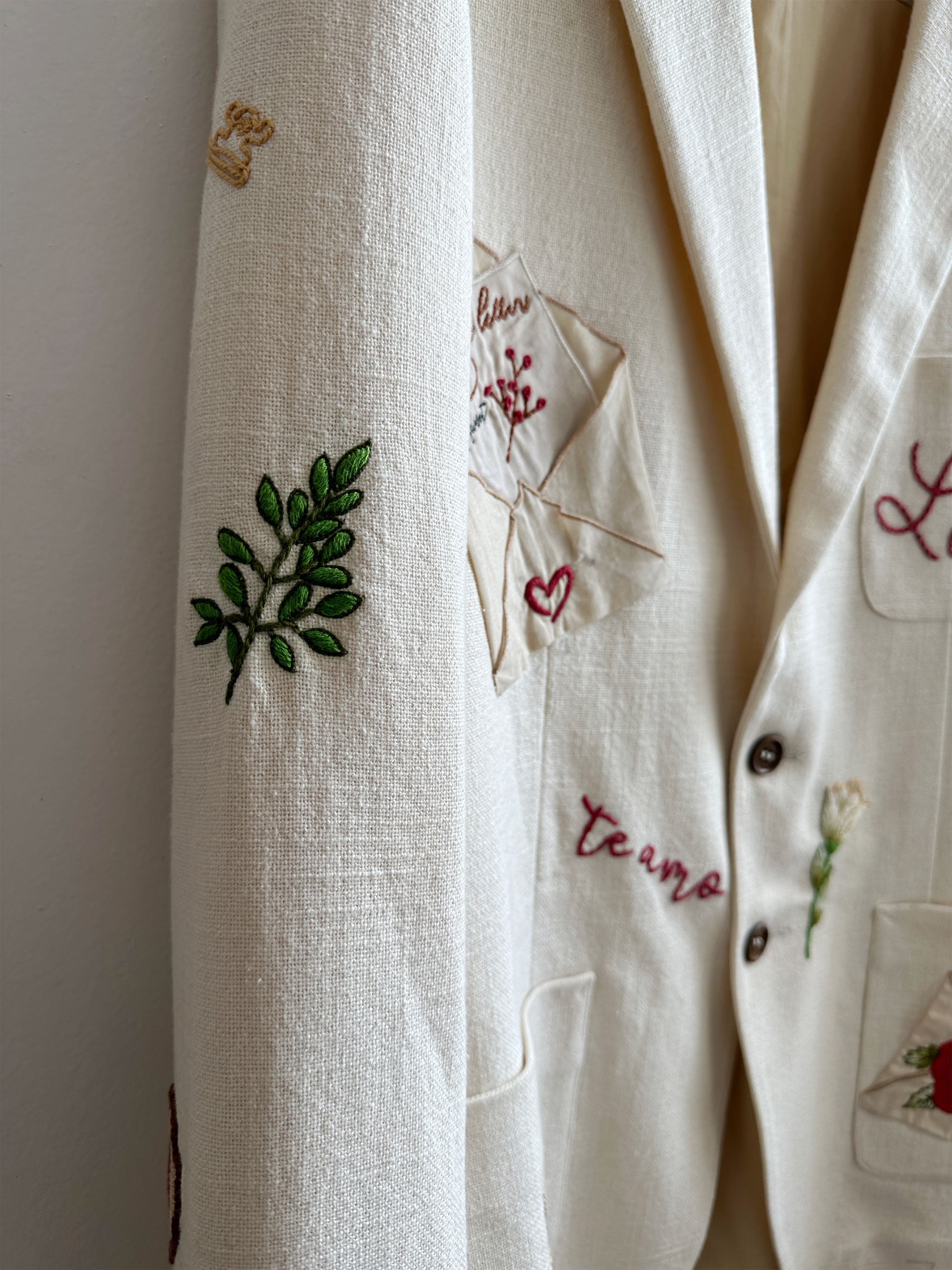 "Te amo" Hand Embroidered Casual Wedding Blazer