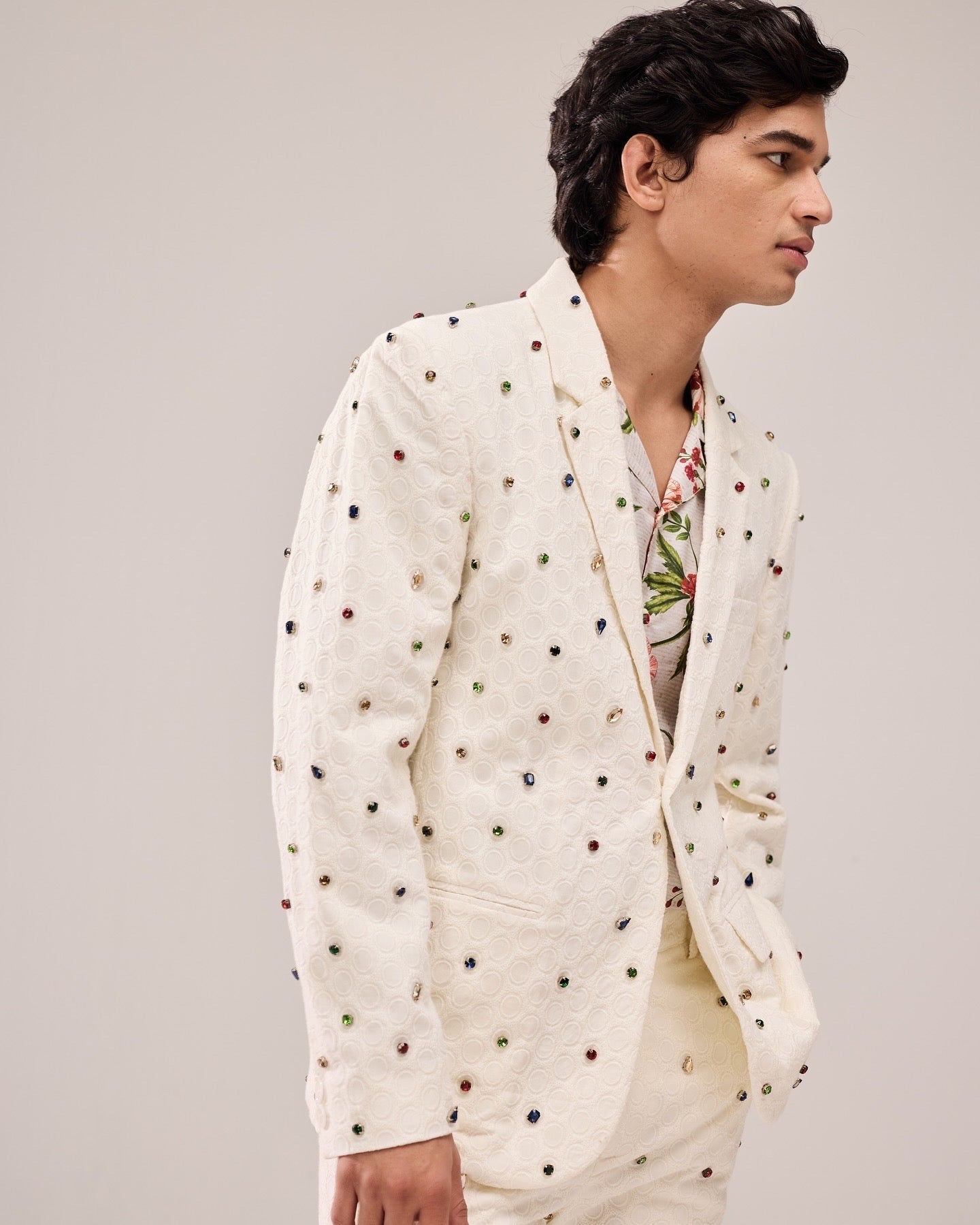 Frozen pearl hand embroidered casual wedding blazer