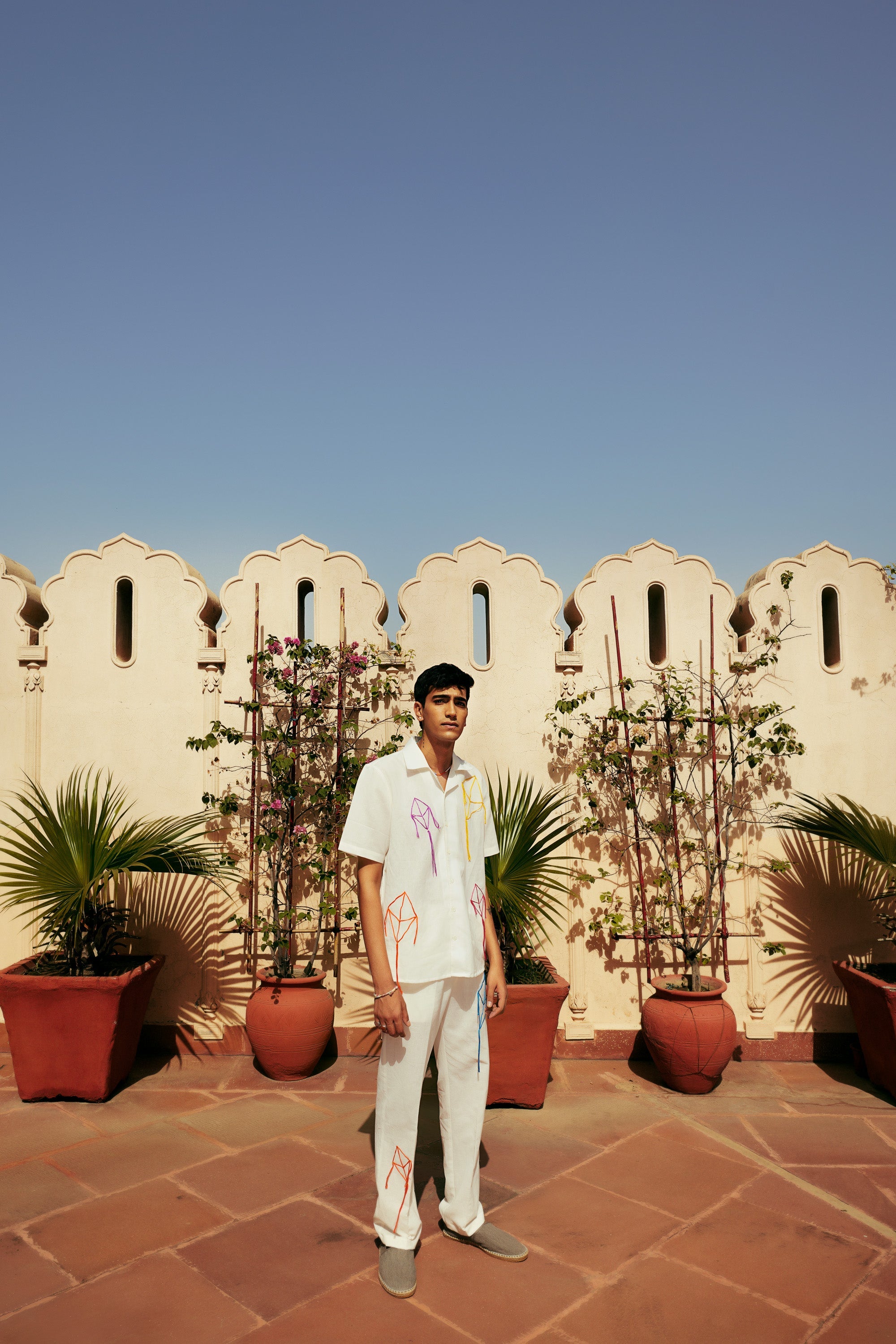 Hand embroidered kites lounge pants