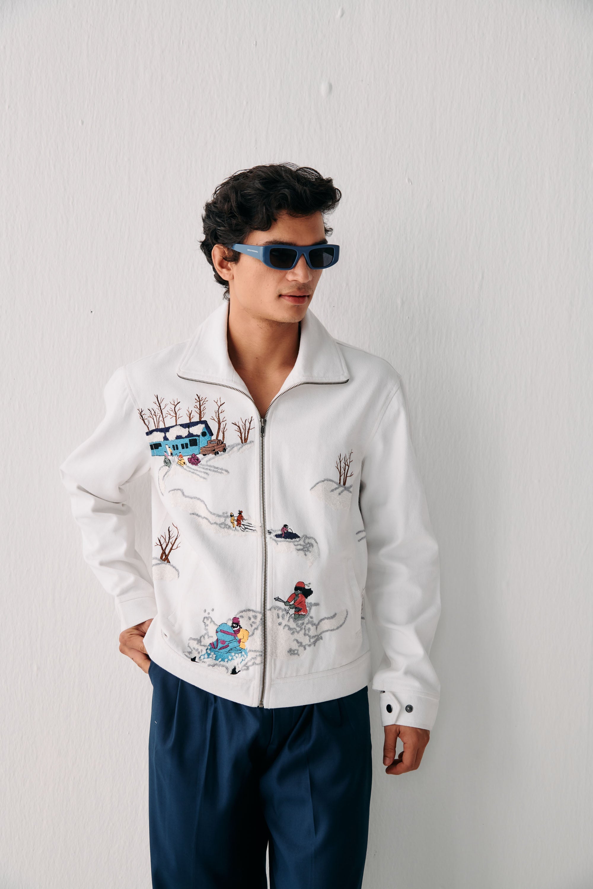 "Aprés ski" embroidered zip up jacket