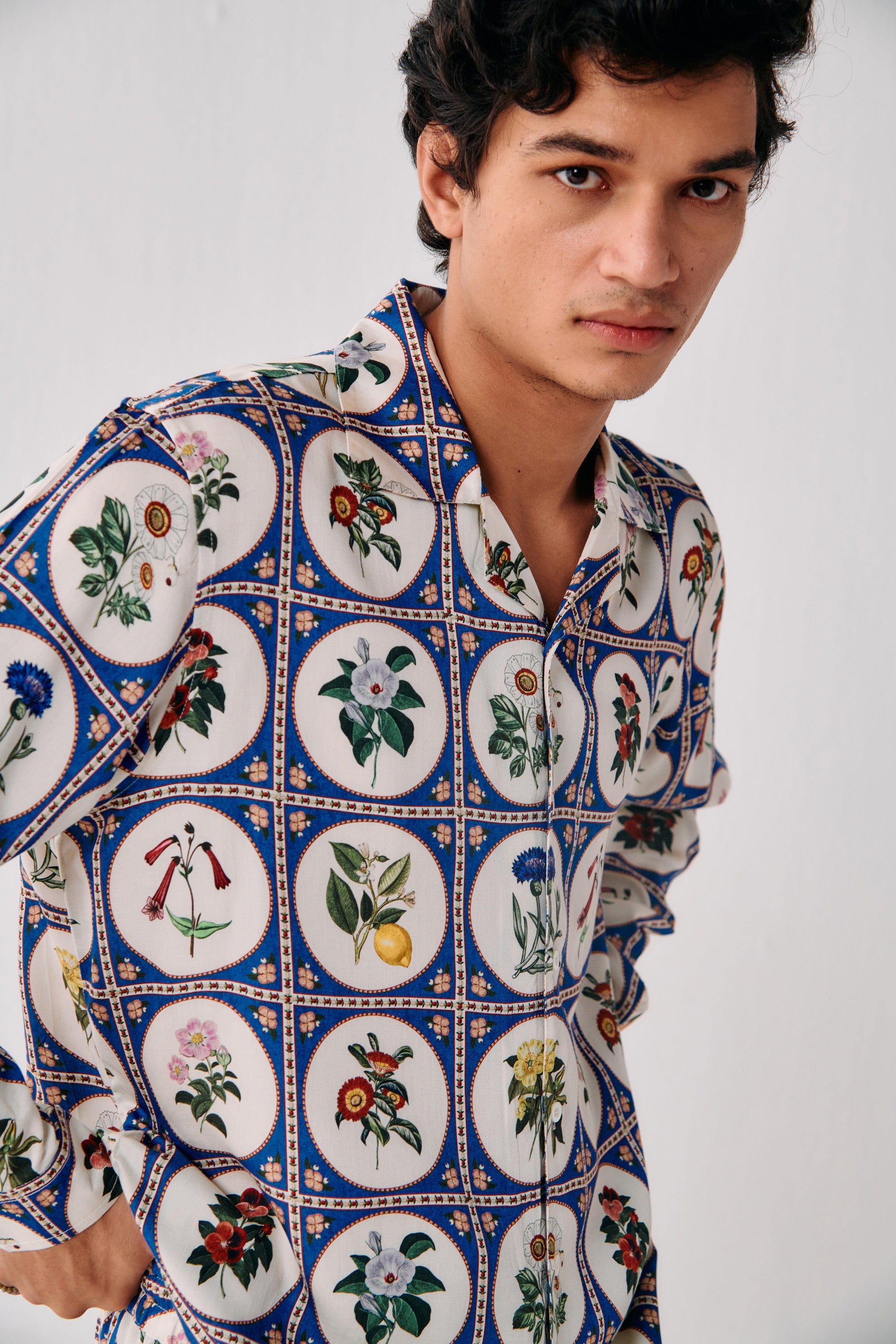 Botanical illustrations full sleeve shirt